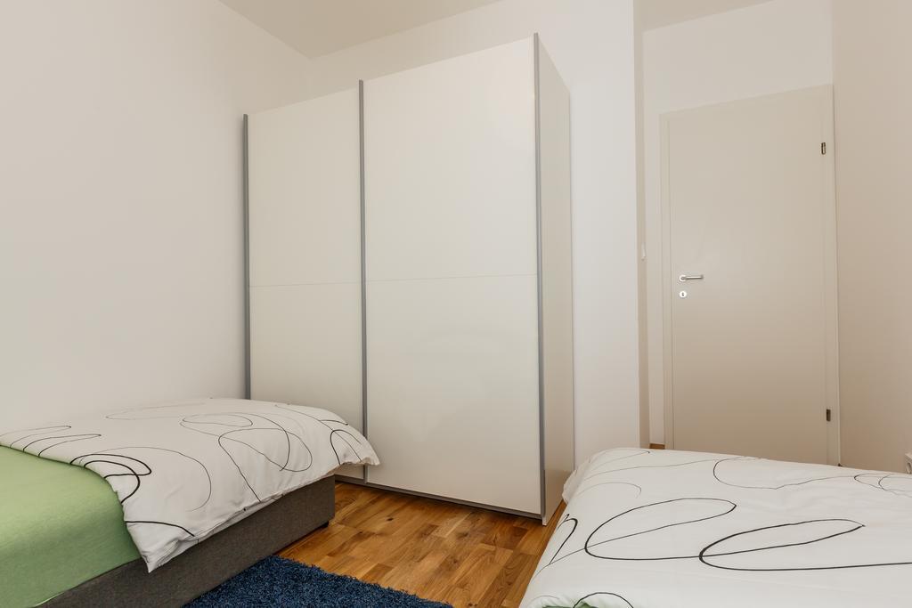 Sky Split Apartment Bagian luar foto